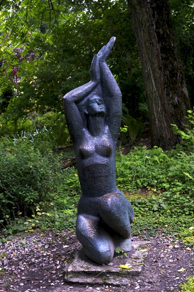 Jāņa Zariņa skulptūra "Rīts" (Bastejkalns)