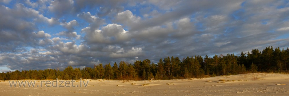 Kurzemes jūrmalas panorāma