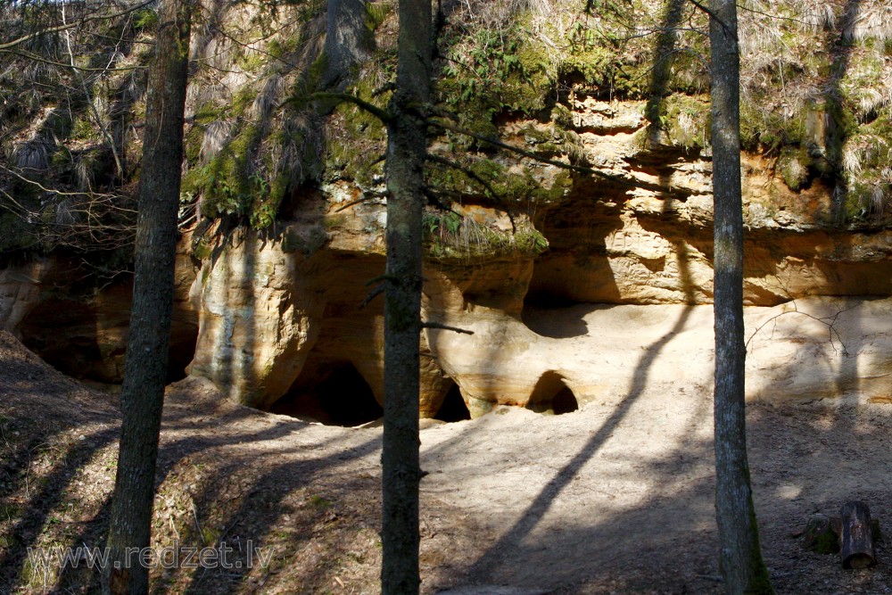 Peldanga Labyrinth (Liepniekvalka Caves), Latvia