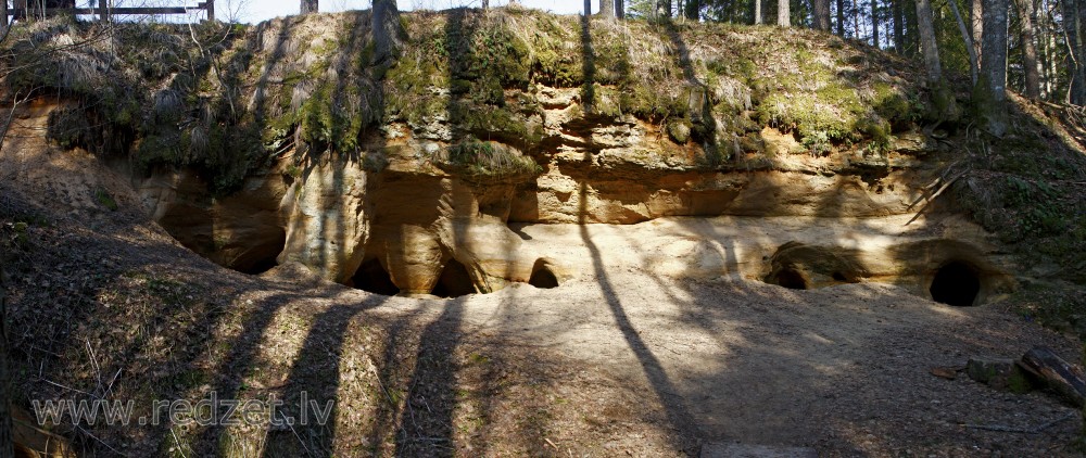 Peldanga Labyrinth (Liepniekvalka Caves), Latvia