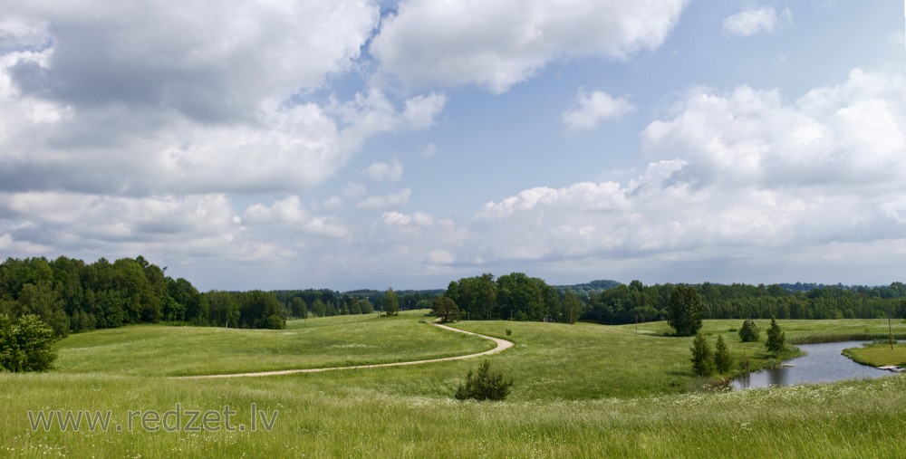 Lauku panorāma Amatas novadā