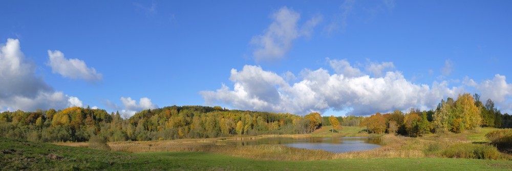 Embūte Old Valley panorama, Cepļupe Pond