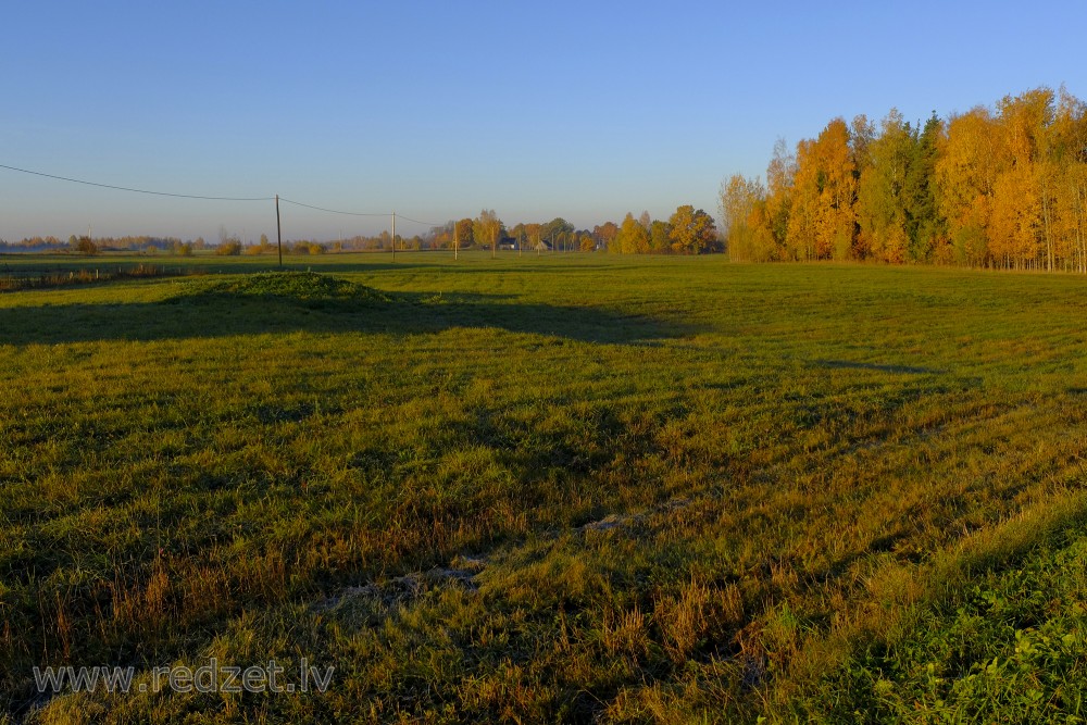 Rudens rīta ainava