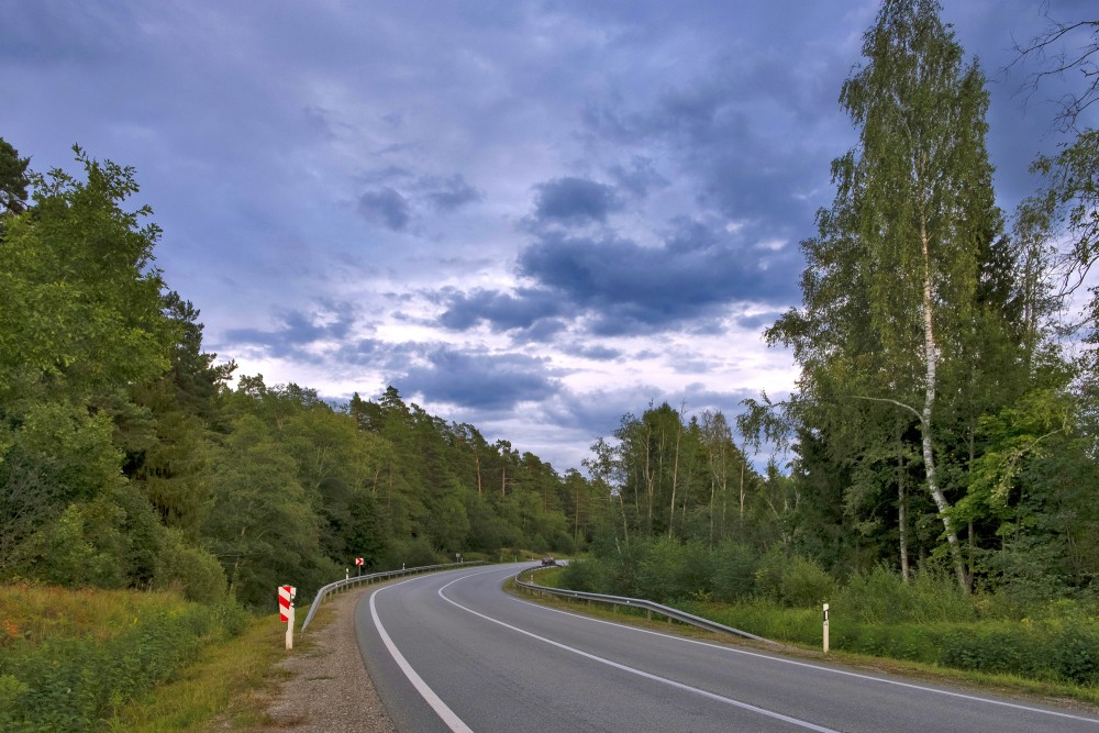 Rīgas ceļš pie Ugāles