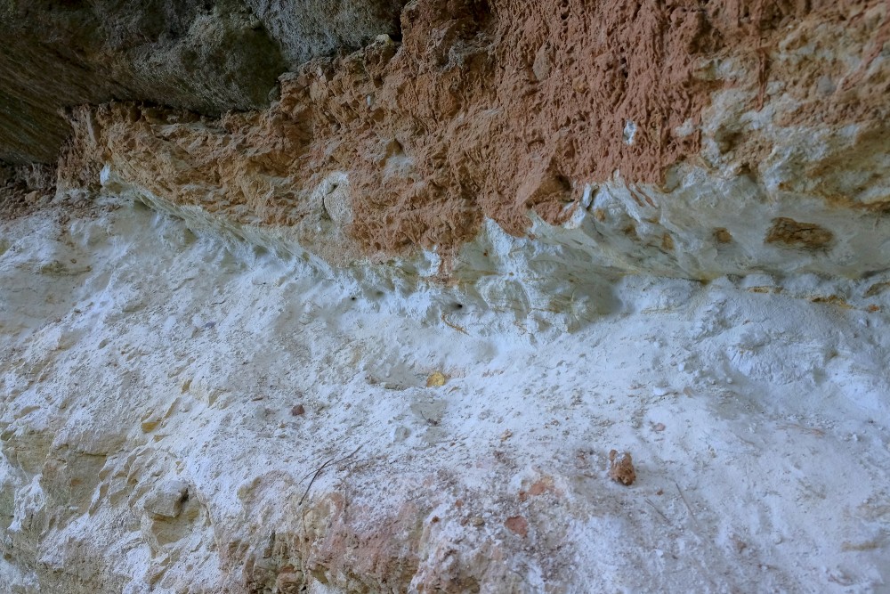 Outcrops in Omiķi Ravine
