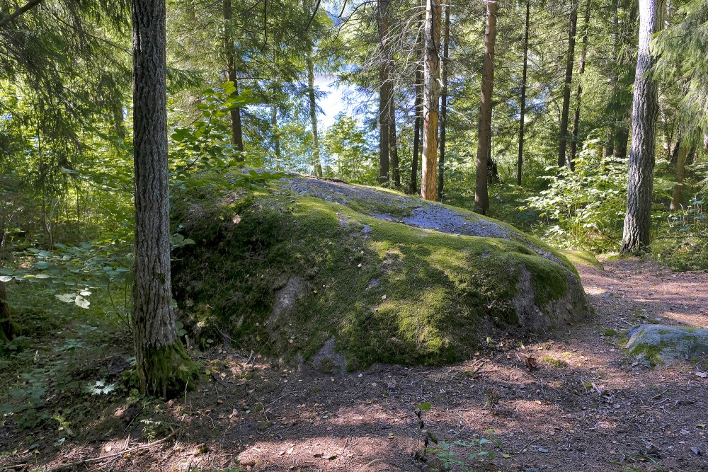 Bānūžu velnakmens Bānūžu velnakmens