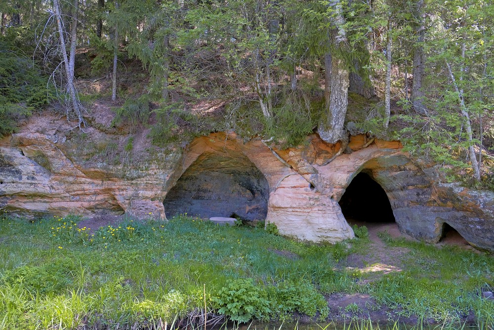 Gudzona Cave