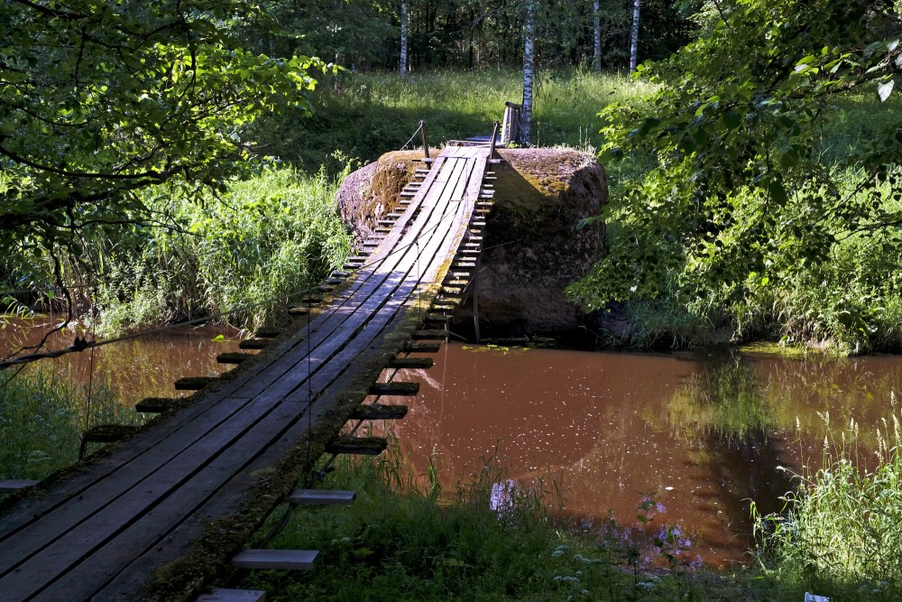 Boulder Velna Skoroderis ("Devil’s Tailor")