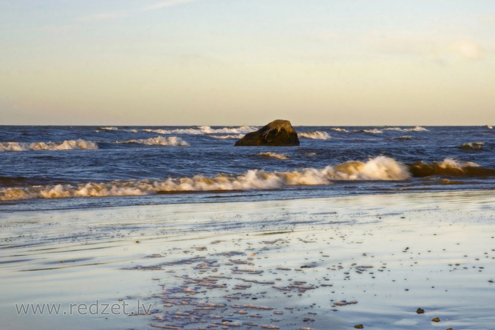 Pāvilostas Lielais Jūrakmens