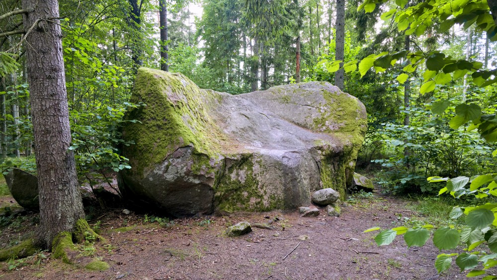 Grīžu Velna beņķis