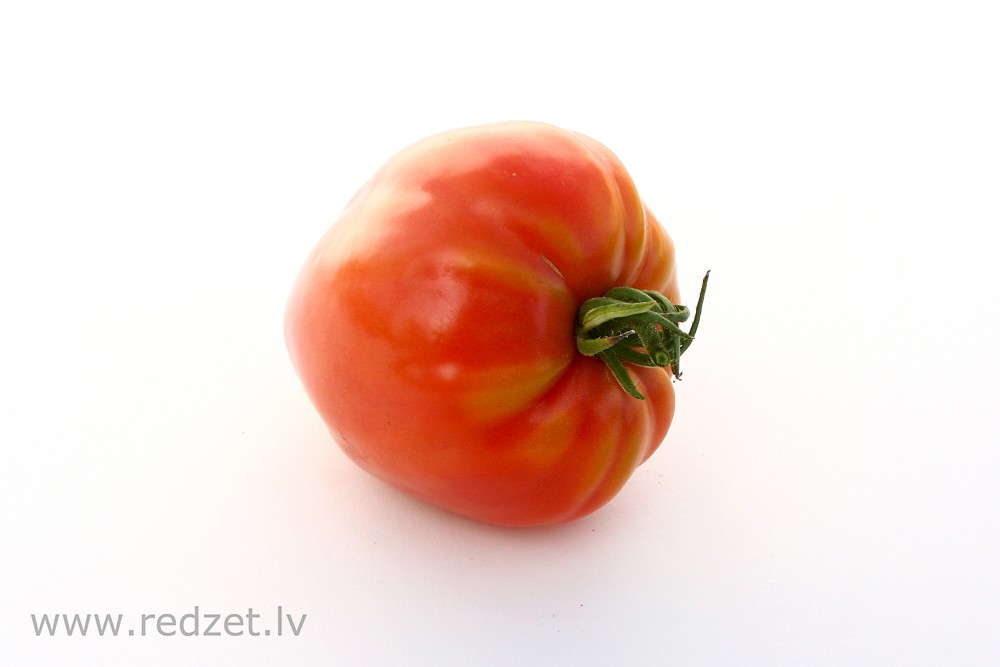 Red tomato