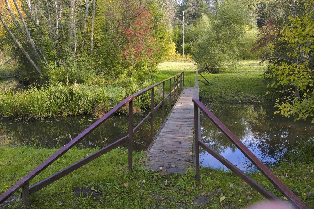 Tilts pār Auces upi Bēnē