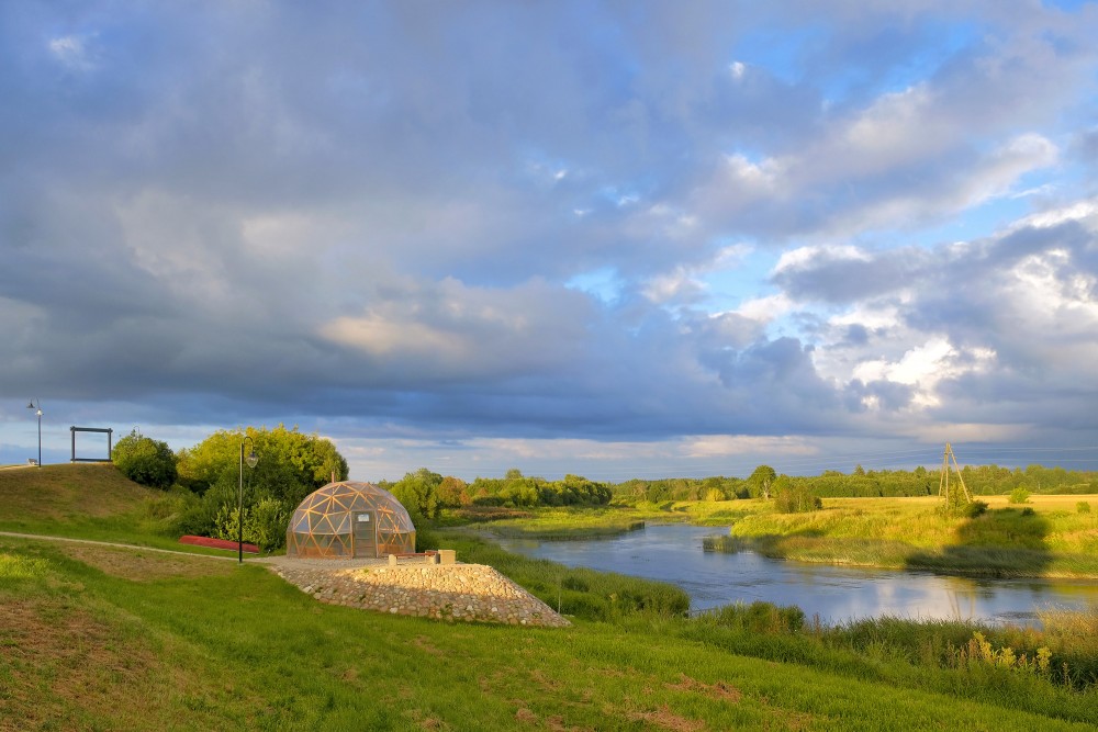 Pērtuve jeb “čigānu” pirts Skrundas pastaigu takā