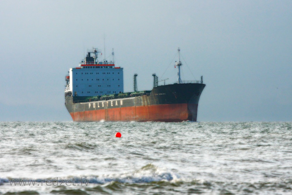 Beramkravu kuģis ZIEMIA SUWALSKA