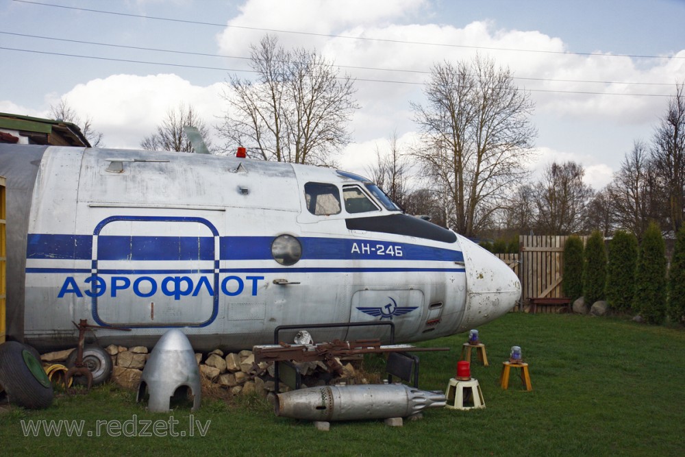 Lidmašīna An-24