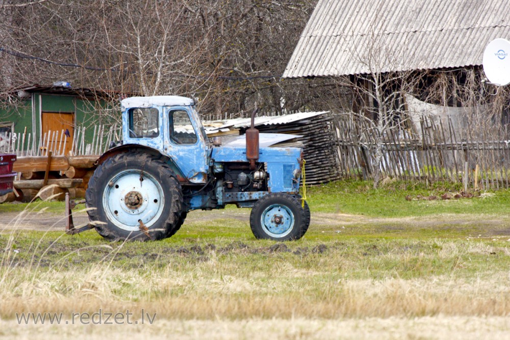 Traktors MTZ-50