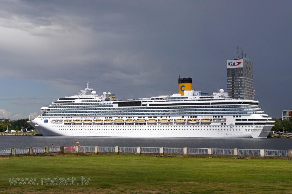 Cruise Ship "Costa Pacifica" in Riga