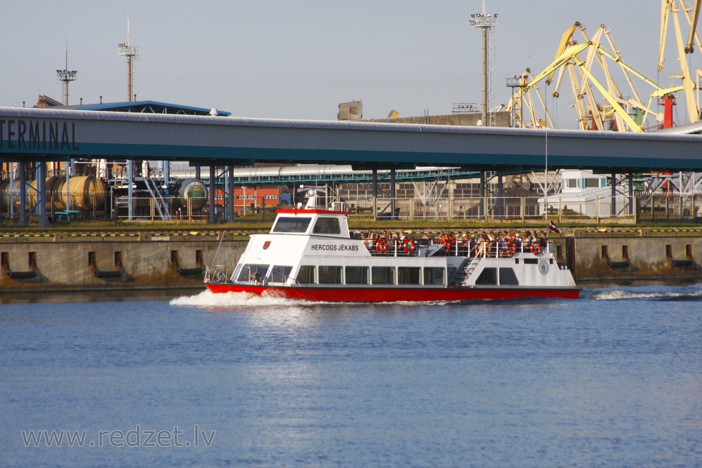Riverboat „Hercogs Jēkabs”