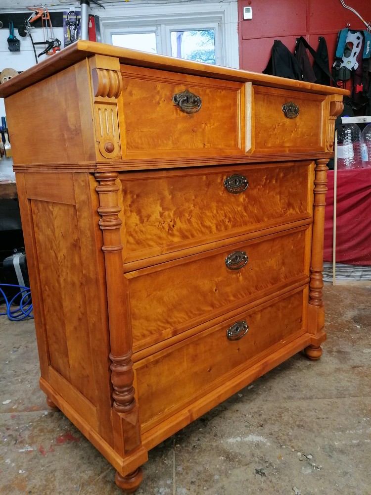 Mēbeļu pulēšana, restaurācija (Ventspils novads) Mēbeļu pulēšana, restaurācija (Ventspils novads)