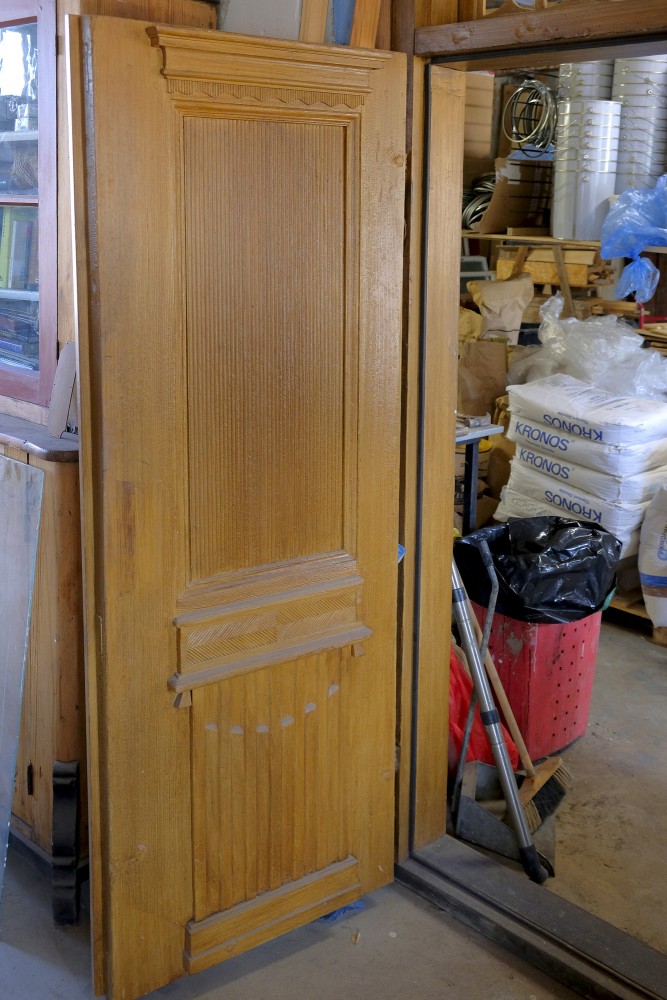 Krāsas durvīm Kuldīga