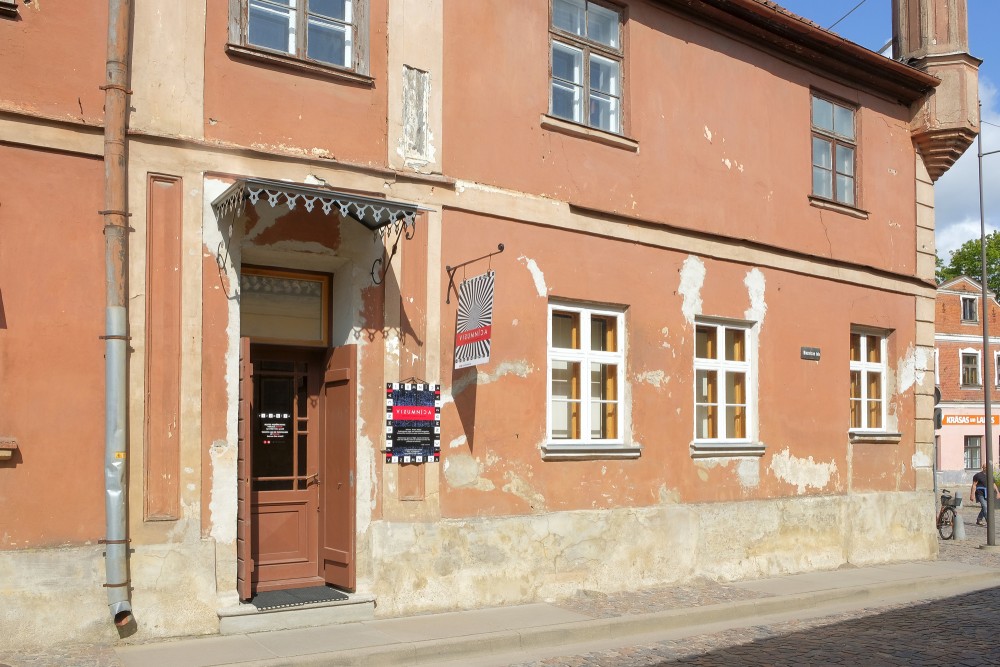 VISUMNĪCA, Kuldīga