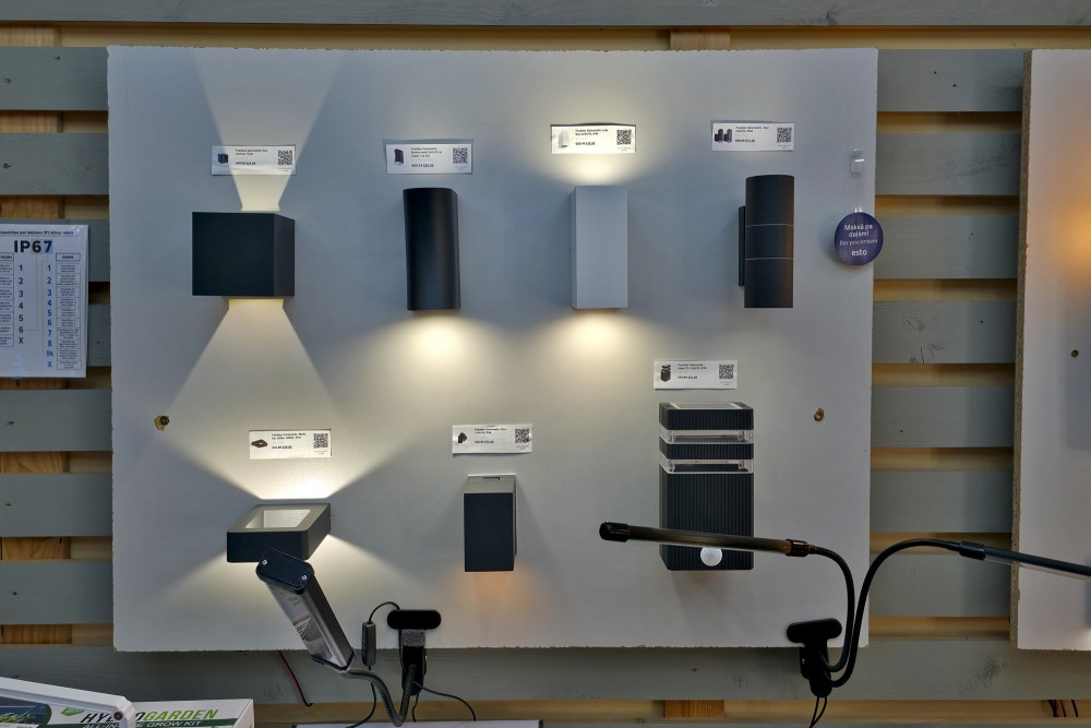Dizaina LED sienas lampas un IP67 fasādes apgaismojums, Kurzeme