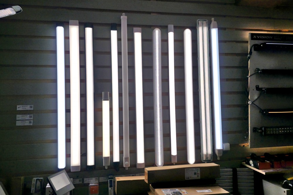 Lineārie LED gaismekļi un mitrumizturīgās LED spuldzes, Kurzeme