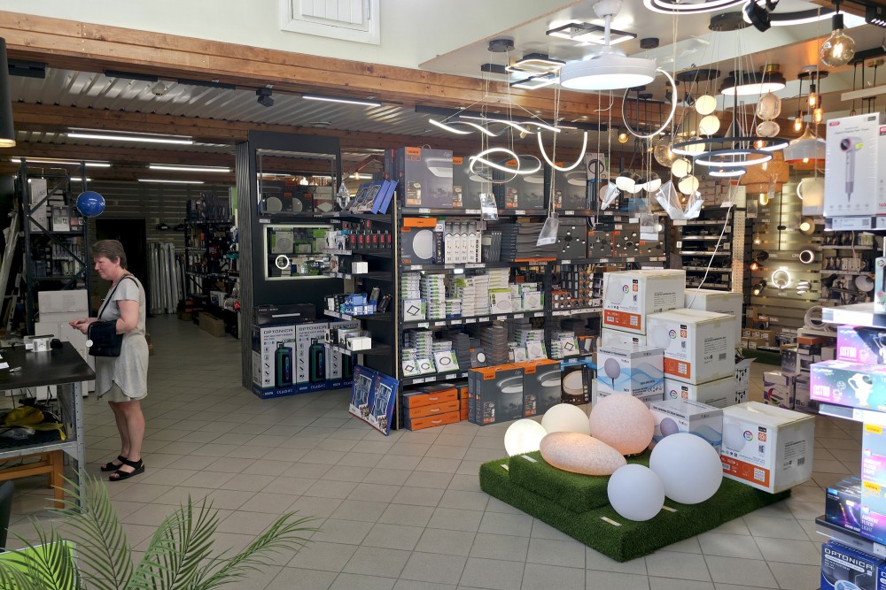 Apgaismojuma preču veikals un dārza LED apgaismojums Talsos, Kurzeme