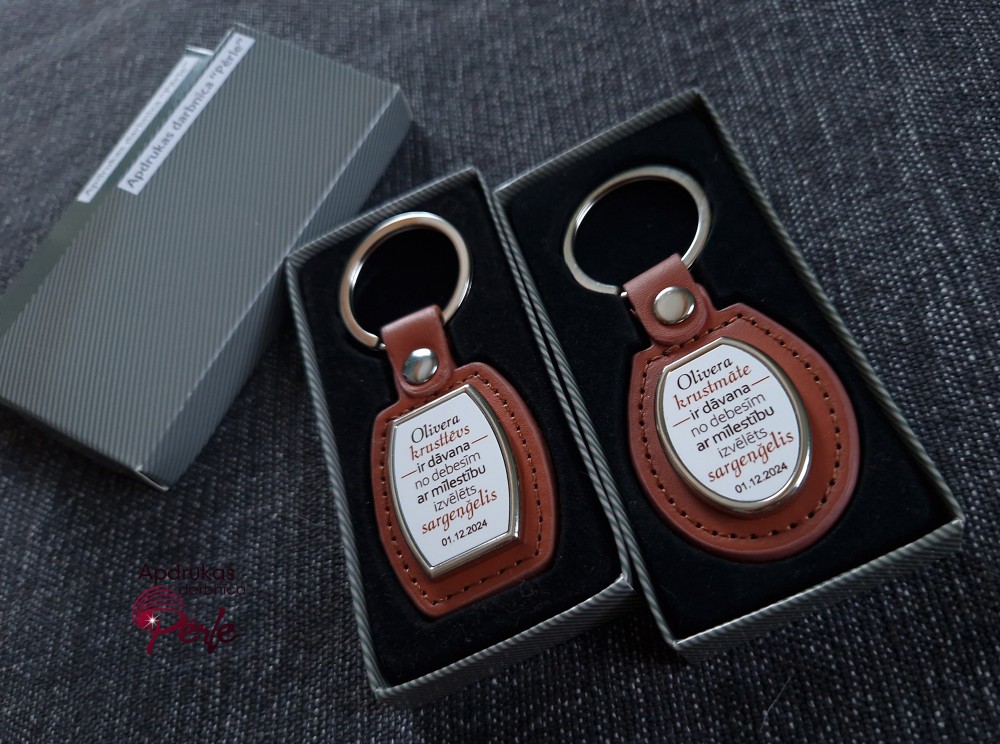 Personalizēti piekariņi krustvecākiem