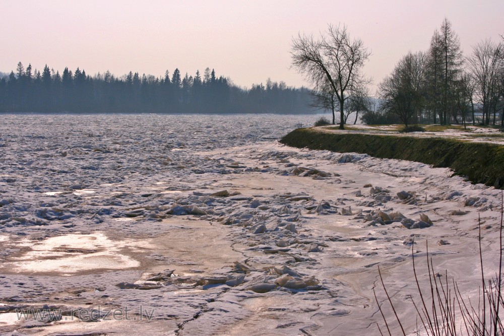 Daugava pie Pļaviņām