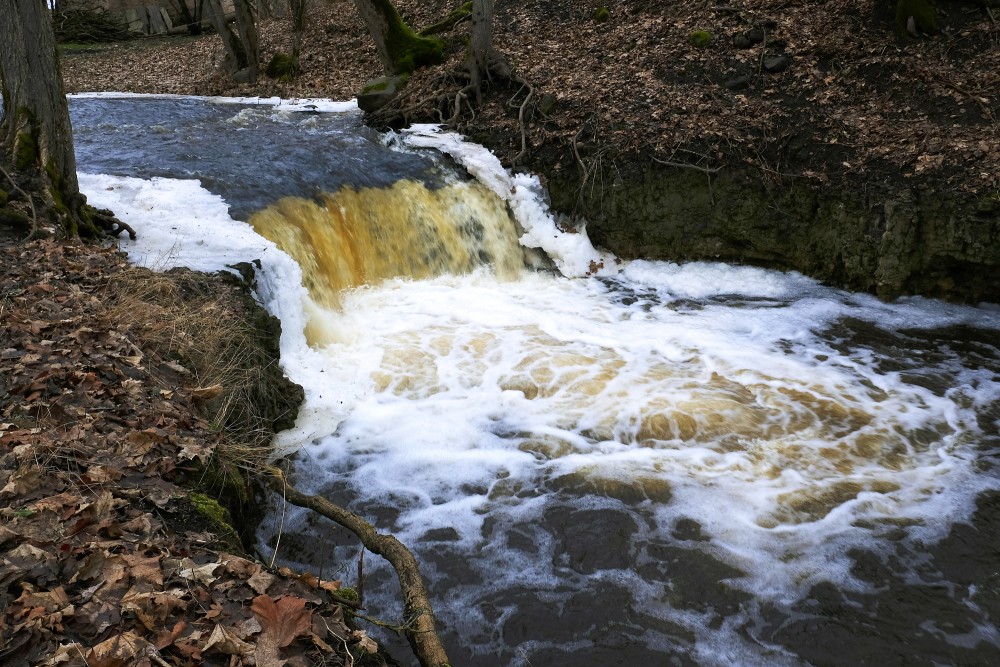 Valdatu Rumba (Ivande Upper Waterfall)