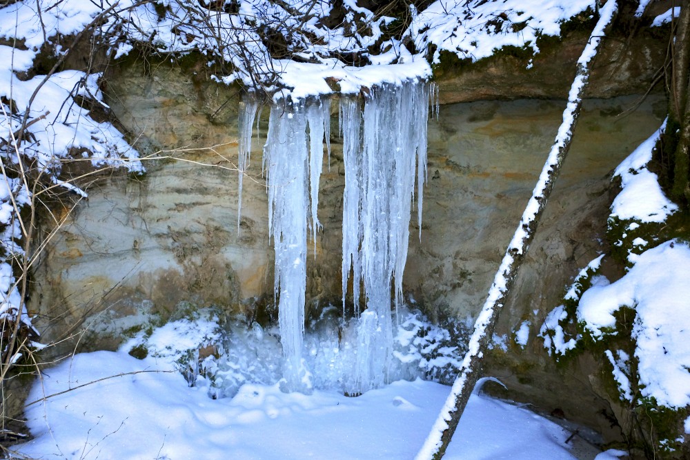 Lēpenieki Frozen Waterfall