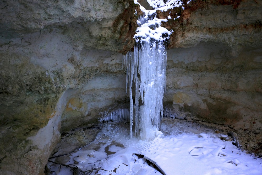Gobdziņi Ravine Frozen Waterfall