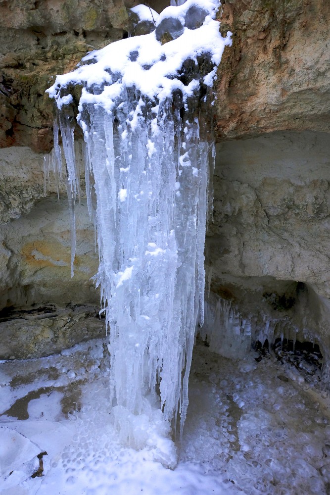 Gobdziņi Ravine Frozen Waterfall
