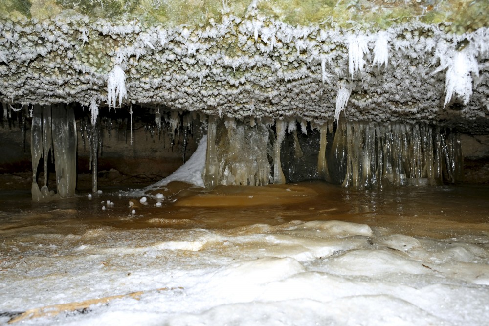 Oļupīte Waterfall in Winter