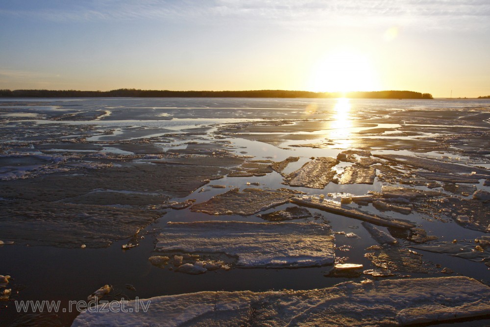 Daugava starp Ikšķili un Saulkalni