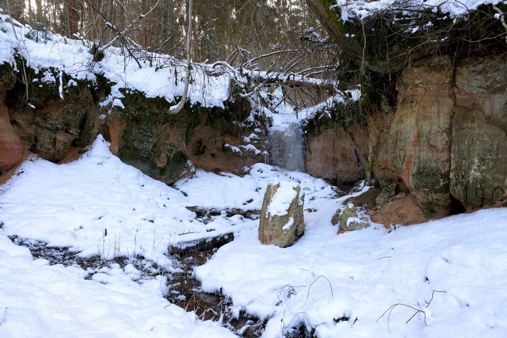 Frozen Waterfall near Mazrenda Cliffs