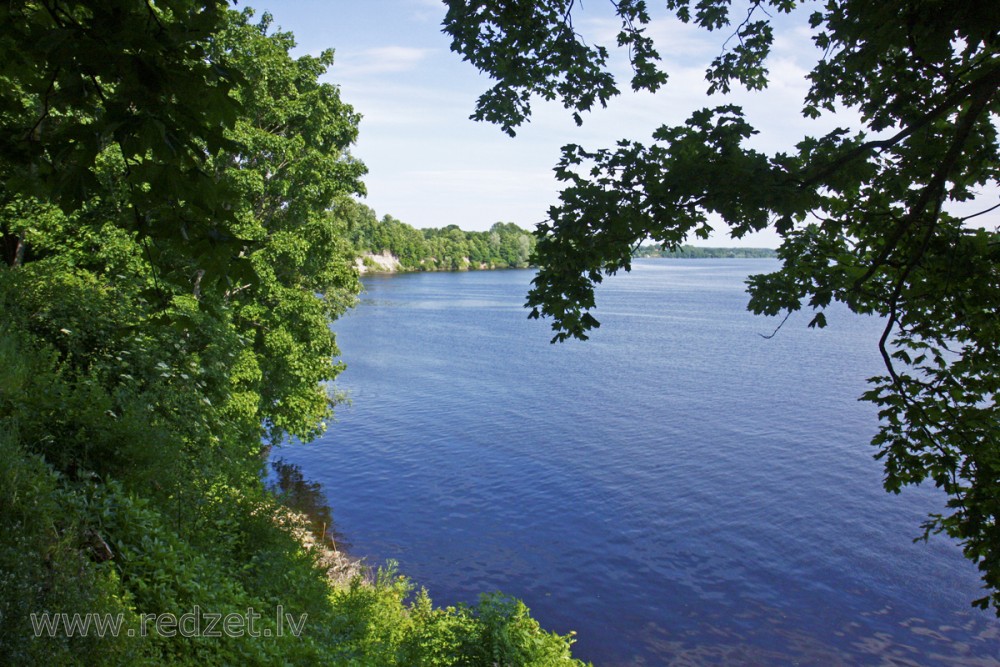 Daugava pie Lielvārdes