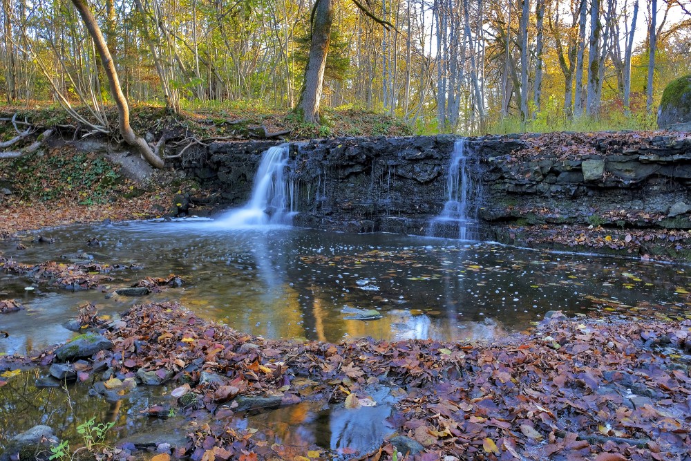 Ivande Lower Waterfall (Ivandes rumba)