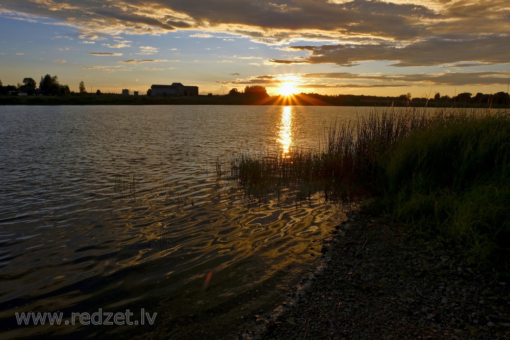 Daugavas saulrieta ainava pie Līvāniem
