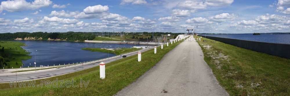 Daugava pirms un aiz Pļaviņu HES