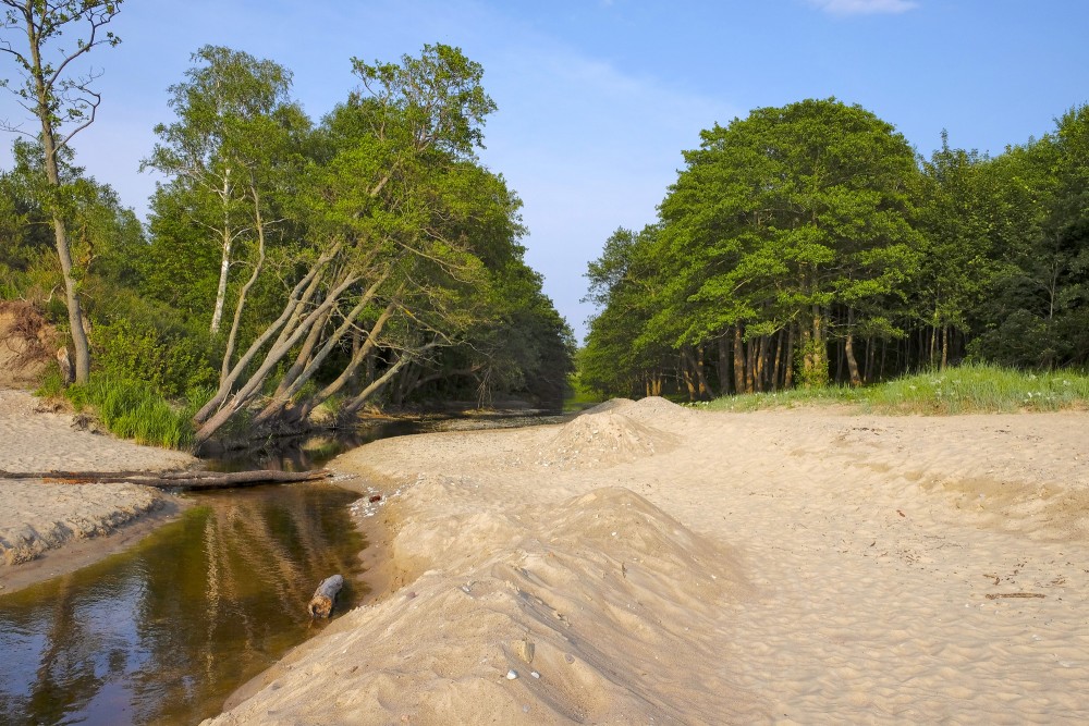Liepājas cietokšņa kanāla ieteka jūrā