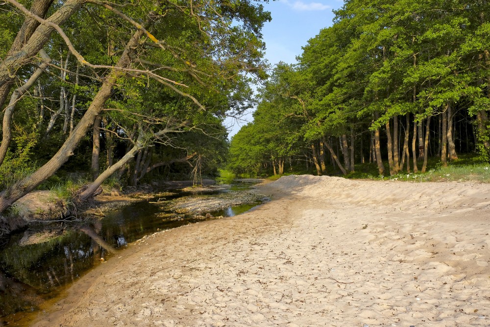 Liepājas cietokšņa kanāla ieteka jūrā
