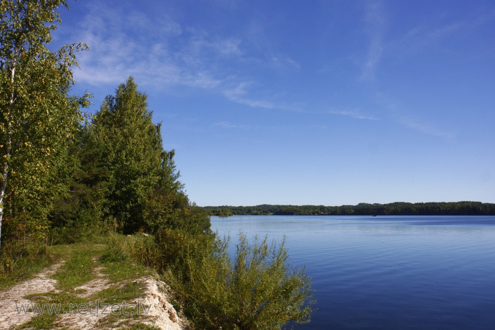 Daugava pie Stukmaņiem