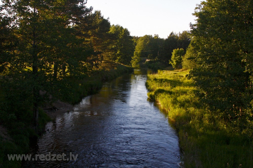 Rindas upe pie Rindas