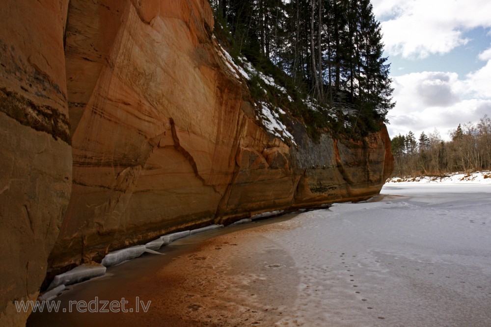 Ērgļu (Eagle) Cliffs in Winter, Latvia