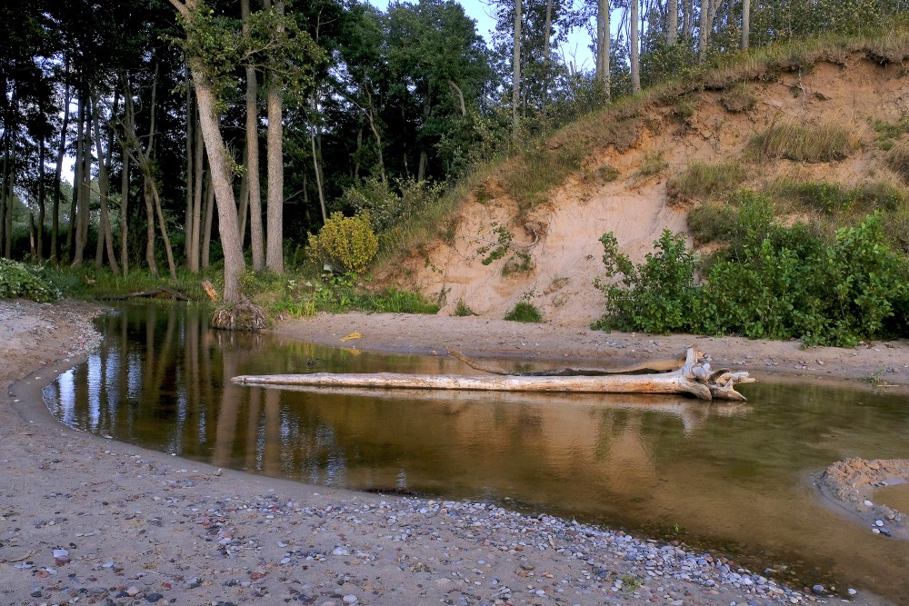 Muižupītes ieteka jūrā Muižupītes ieteka jūrā