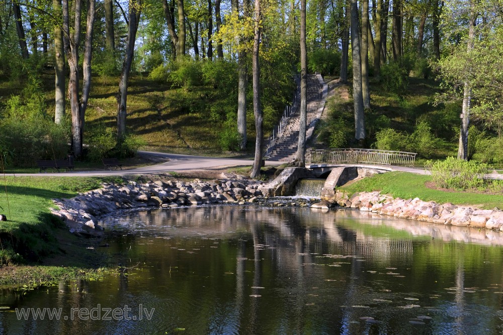 Mārupītes ūdenskritums Arkādijas parkā