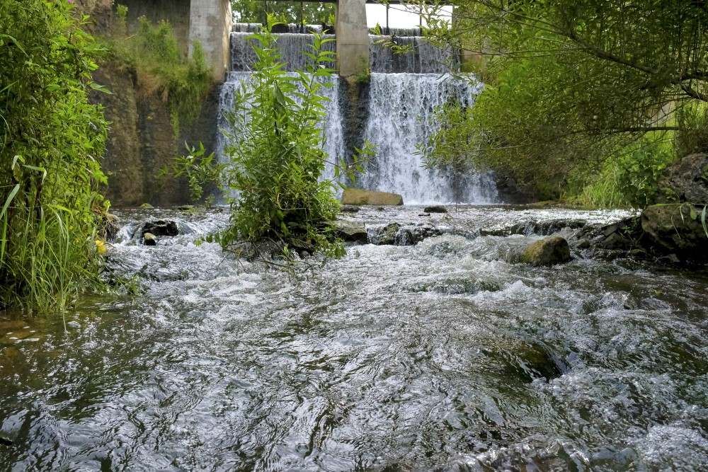 Skats uz Alekšupītes ūdenskritumu