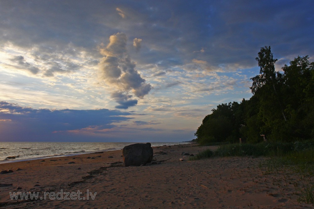 Vidzemes jūrmala pie Lauču akmeņiem